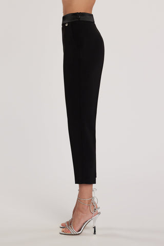 Pantalone NANTES_C vita alta con tasche Capri baschina in raso