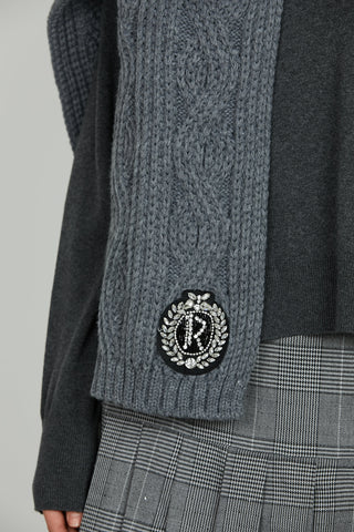 Sciarpa VARULO lavorazione trecce più patch logo con pietre