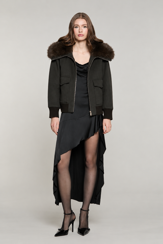 Cappotto SAEZ corto manica lunga con bordi costa con ts più patte più zip più collo ecopelliccia staccabile