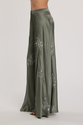 Tuta BELLYSA con top più Pantalone vita alta palazzo raso più ricamo fiori paillettes