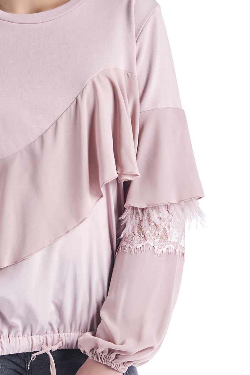 Felpa modello over con coulisse fondo e georgette pizzo e piume, relish fashion moda, abbigliamento femminile