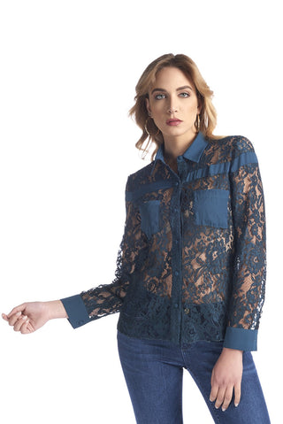 Camicia in full pizzo con profili in raso e tasche in georgette, relish fashion moda, abbigliamento femminile